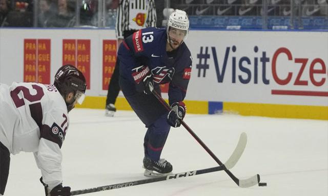 NHL player Johnny Gaudreau and brother killed when bicycles hit by car on eve of sister's wedding - https://cdn.connectfm.ca/NHL-player.jpg