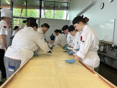 vancouver-island-university-students-make-worlds-largest-nanaimo-bar