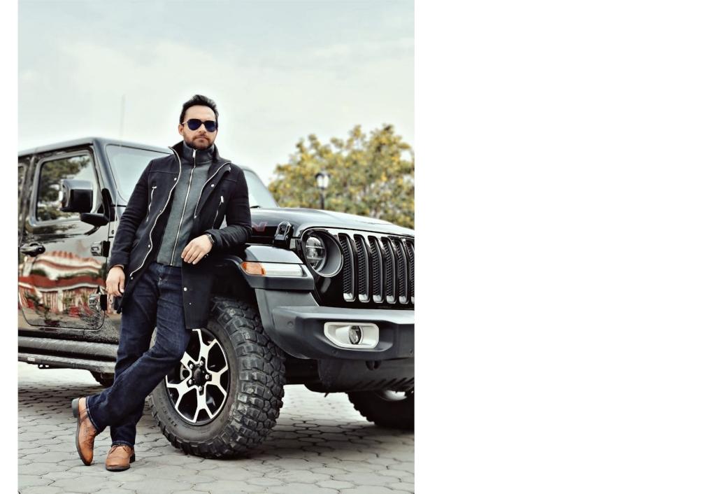 nav-bajwa-to-make-his-bollywood-debut-opposite-ameesha-patel