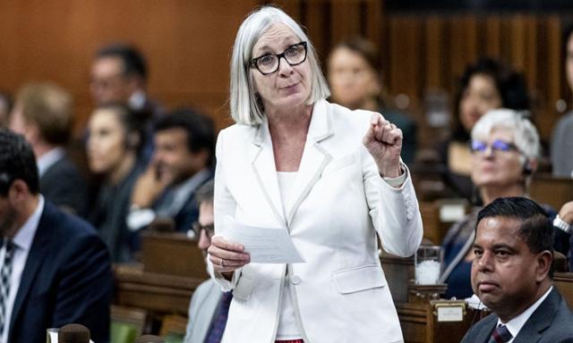 Jobs minister urges Canada Post to table new offer to striking union - https://cdn.connectfm.ca/Patty-Hajdu.jpg