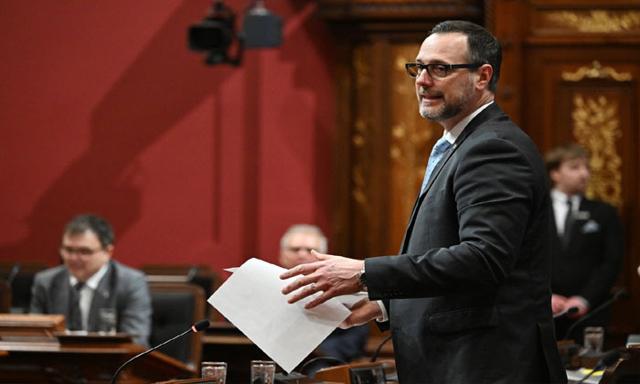 Quebec government tables bill to combat election disinformation and interference - https://cdn.connectfm.ca/Quebec-government_2025-04-03-193631_xasg.jpg