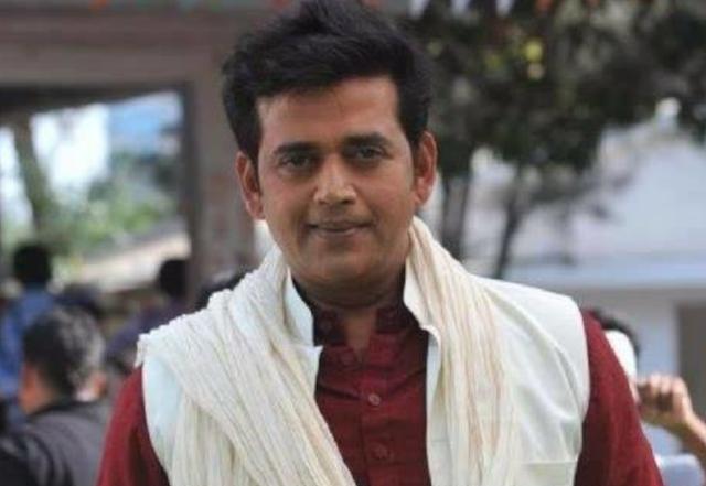  Ravi Kishan to essay the role of Osho - https://cdn.connectfm.ca/Ravi-Kissen.jpg