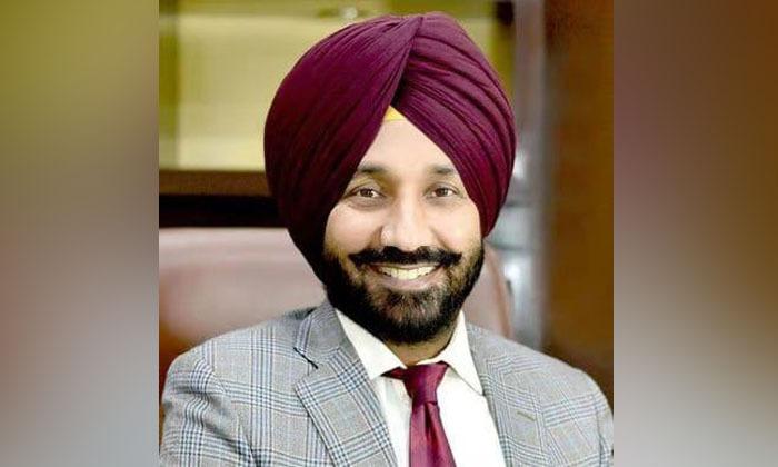 rajya-sabha-mp-satnam-sandhu-joined-bjp