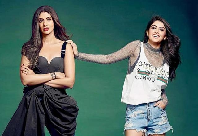 Ripped or not - https://cdn.connectfm.ca/Shweta-Bachchan-and-Navya.jpg