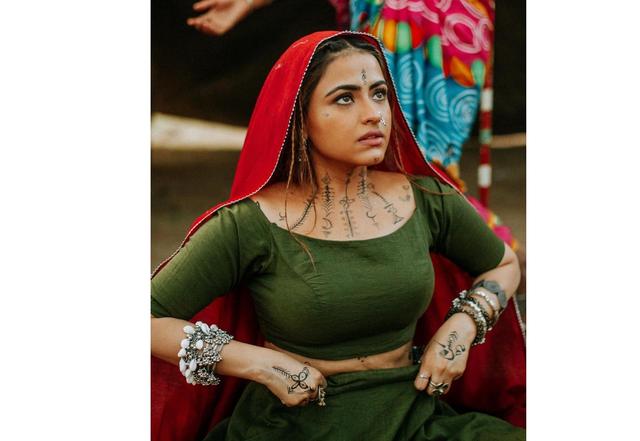 Is this Simi Chahal or Dimple Kapadia!  - https://cdn.connectfm.ca/Simi-Chahal.jpg