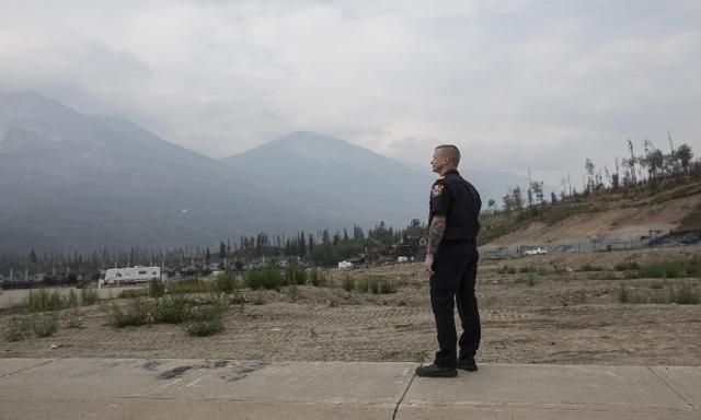 Solemn events planned to mark one year since 25,000 fled Jasper wildfire - https://cdn.connectfm.ca/Solemn-events-planned.jpg