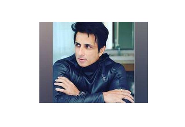 Sonu Sood appeals to govt to provide free education to children who lost parents during pandemic - https://cdn.connectfm.ca/Sonu-Sood_210429_124630.jpg