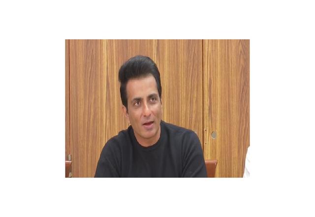 Income Tax conducts survey at Sonu Sood's premises in Mumbai - https://cdn.connectfm.ca/Sonu-Sood_210915_143531.jpg