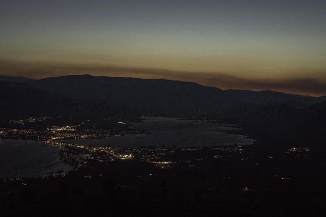 100 firefighters are set to arrive in B.C. from Mexico - https://cdn.connectfm.ca/State-of-emergency-called-in-B.C.-over-growing-wildfires.jpg