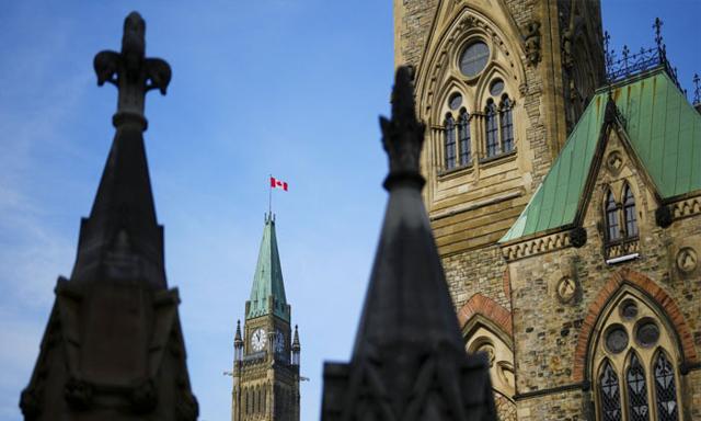 Canada’s population dips slightly as record drop in non-permanent residents reported - https://cdn.connectfm.ca/Statistics-Canada_2025-12-17-173224_tvub.jpg