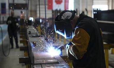 canada-loses-42-000-jobs-in-august-as-labour-market-weakens