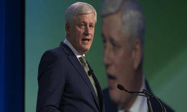 stephen-harpers-official-prime-ministerial-portrait-to-be-unveiled-in-ottawa