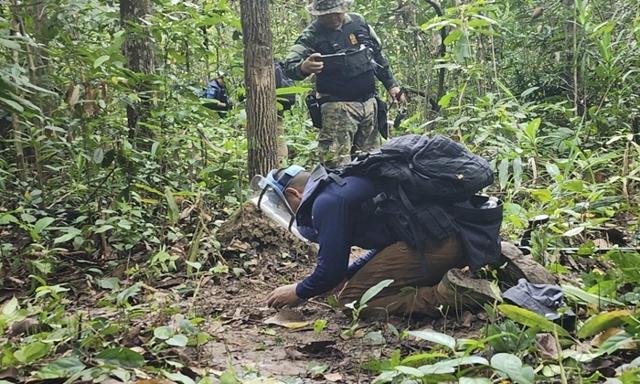Thai and Cambodia soldiers fire at each other in disputed border area - https://cdn.connectfm.ca/Thai-and-Cambodia-soldiers.jpg