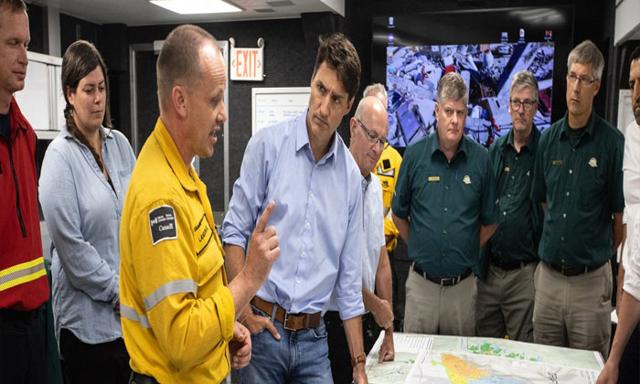 Trudeau meets officials, evacuees following Jasper wildfire - https://cdn.connectfm.ca/Trudeau_2024-08-06-155057_gzlm.jpg