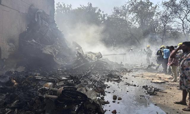 Air India plane crashes at Ahmedabad airport - https://cdn.connectfm.ca/air-india_2025-06-12-111344_soji.jpg