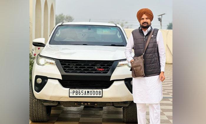 balkaur-singh-father-of-moosewala-preparing-to-contest-the-independent-elections