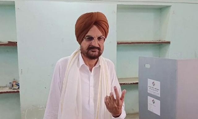 Lok Sabha Elections 2024: Sidhu Moosewala's father Balkaur Singh cast his vote in his native village Musa - https://cdn.connectfm.ca/balkaur-singh_2024-06-01-071126_jrbf.jpg