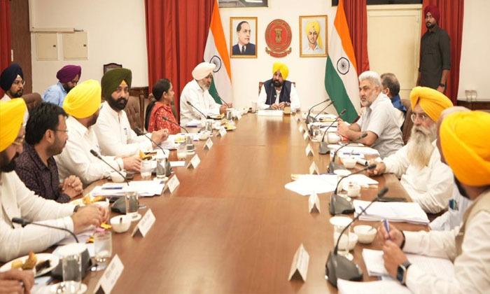 punjab-cabinet-approves-withdrawal-of-land-pooling-policy