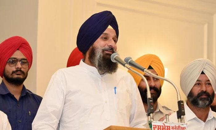 ticket-should-be-given-to-anish-joshi-from-amritsar-bikram-singh-majithia