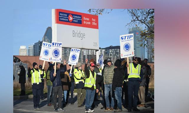 Canada Post, union sit down with mediator, but still ‘far apart’ as strike drags on - https://cdn.connectfm.ca/canada-post_2024-11-19-180113_kkaa.jpg