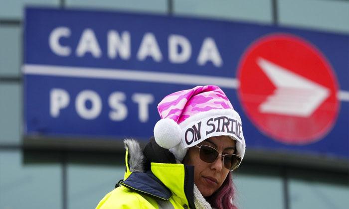 tensions-rising-between-canada-post-union-as-strike-nears-four-week-mark
