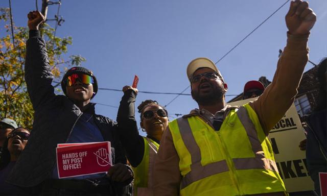 Canada Post union set for meeting with Ottawa as strike stretches on - https://cdn.connectfm.ca/canada-post_2025-10-08-165816_ajgx.jpg