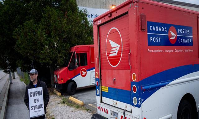 Canada Post moves ahead with plan to phase out door-to-door delivery - https://cdn.connectfm.ca/canada-post_2025-10-28-184521_mpso.jpg