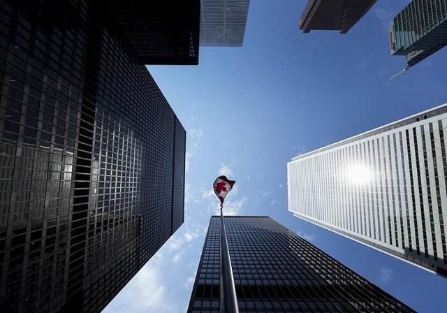 Economic bounce back at the end of 2023 could push back rate cuts, economists say - https://cdn.connectfm.ca/canada_2024-01-31-172804_itwt.jpg