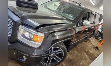 a-witness-who-saw-the-driver-of-a-black-gmc-denali-may-be-key-to-solving-a-fatal-collision