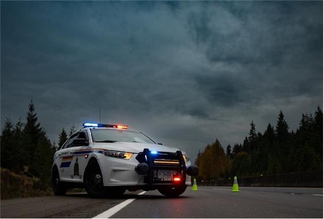 Police seek witnesses after fatal crash near Nanaimo; one man dead, another injured - https://cdn.connectfm.ca/car_2025-11-04-110052_gxnt.jpg