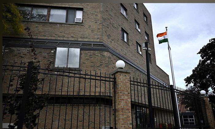 india-halts-some-consular-visits-amid-sikh-hindu-clashes