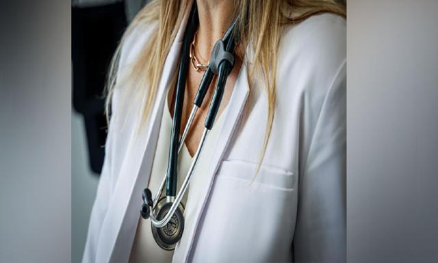 Doctors ask Liberal government to reconsider capital gains tax change - https://cdn.connectfm.ca/ddoctor.jpg