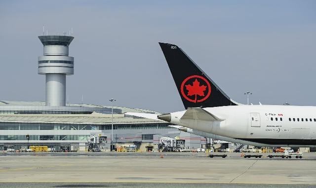 Travellers could see delays after bomb threats at Canadian airports: NAV Canada - https://cdn.connectfm.ca/flight.jpg