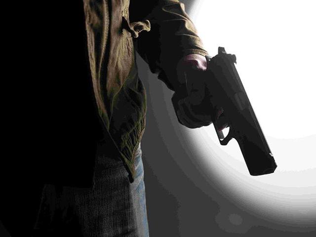 Man arrested, another sought after Brampton shooting - https://cdn.connectfm.ca/gun_2023-12-12-035055_hvjc.jpg