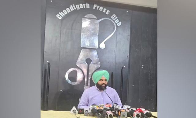 MP Gurjit Aujla's questions Punjab govt. in Majitha poisonous liquor case - https://cdn.connectfm.ca/gurjeet-singh-aoujla_2025-05-16-170716_ctwq.jpg