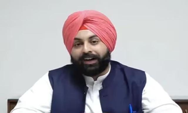 Punjab government extends winter school holidays until Lohri - https://cdn.connectfm.ca/harjot-bains.jpg