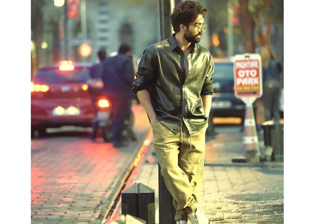 Salman Khan & Jacqueline Fernandez to feature in Harrdy Sandhu’s next - https://cdn.connectfm.ca/harrdy.jpg