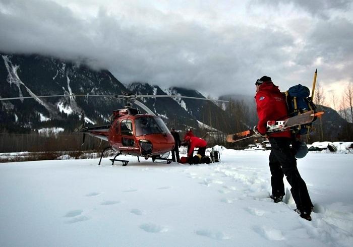six-skiers-rescued-on-southwestern-b-c-mountains-amid-heavy-snowfall