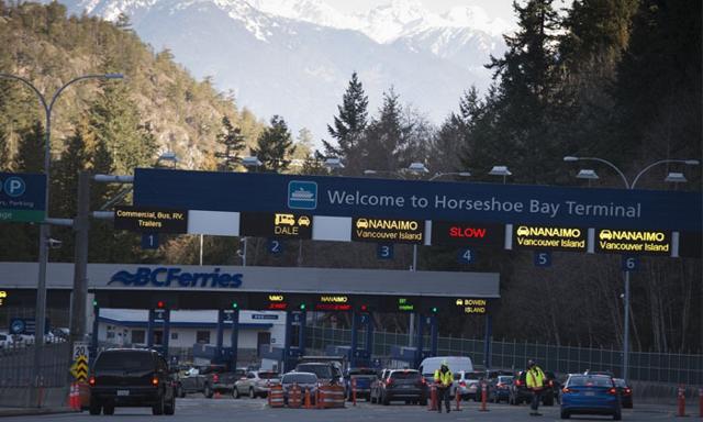 Boy aged 4 dead, mother critical, after being pinned under bus at B.C. ferry terminal - https://cdn.connectfm.ca/horseshoe-bay-terminal.jpg