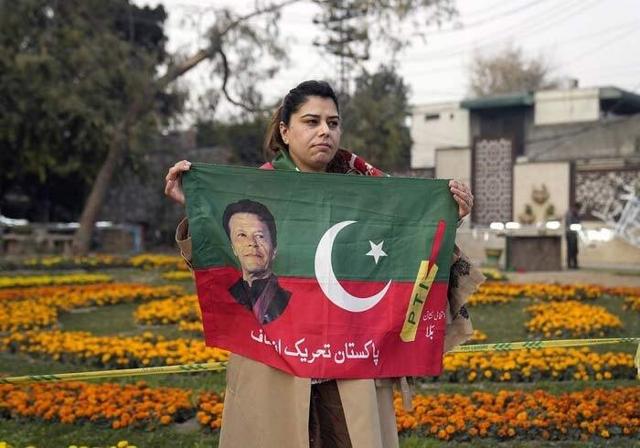 Pakistan's former Prime Minister Imran Khan sentenced to 14 years in prison for corruption - https://cdn.connectfm.ca/imran_2024-01-30-152008_fooc.jpg