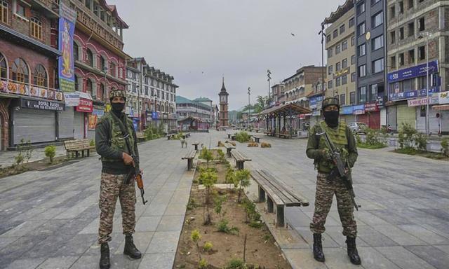 'War is certain now', Pakistan Defense Minister Khawaja Asif  a statement - https://cdn.connectfm.ca/indai-pakistan.jpg