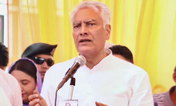 aam-aadmi-party-and-congress-met-each-other-from-the-first-day-of-elections-in-the-state-sunil-jakhar