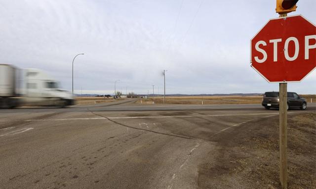 Alberta to review rural highway intersection after fatal crash involving junior hockey players - https://cdn.connectfm.ca/junior-hockey-players-died.jpg