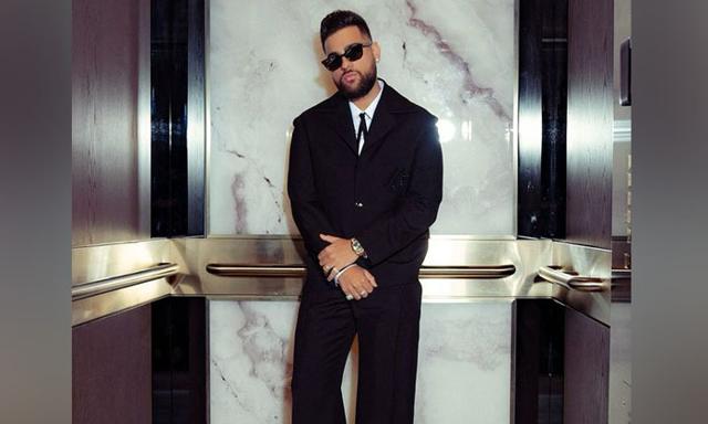 Karan Aujla shares stage with Hanumankind - https://cdn.connectfm.ca/karan-aoujla_2024-12-05-164659_zlri.jpg