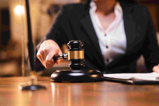 Four Ontario school boards sue Facebook, Instagram, SnapChat and TikTok - https://cdn.connectfm.ca/law.jpg