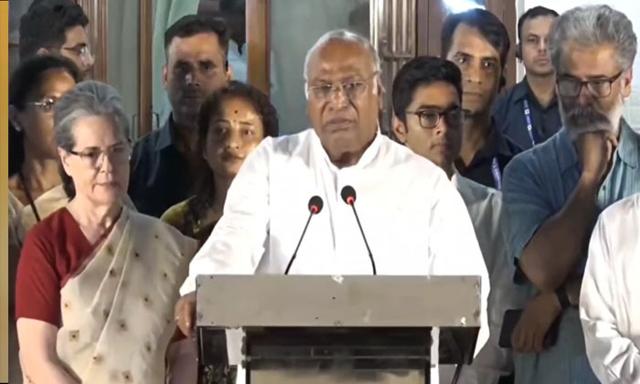 India Bloc held a meeting at Congress President Mallikarjun Kharge's house in Delhi - https://cdn.connectfm.ca/malika-arjun-khadge_2024-06-05-153918_swoy.jpg
