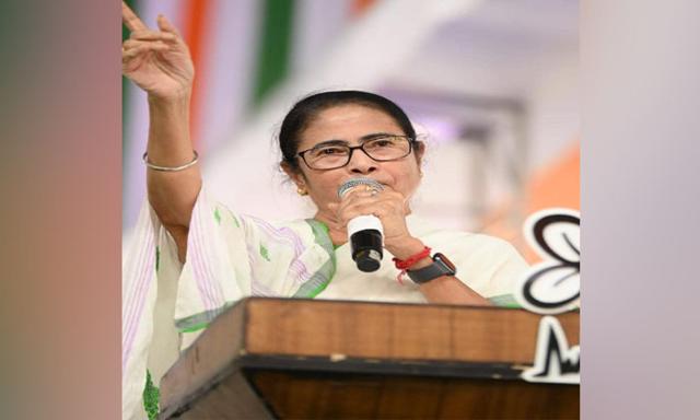 Mamata Banerjee offered to resign due to the ongoing strike of doctors in the state - https://cdn.connectfm.ca/mamta-banrjee_2024-09-12-201529_umql.jpg