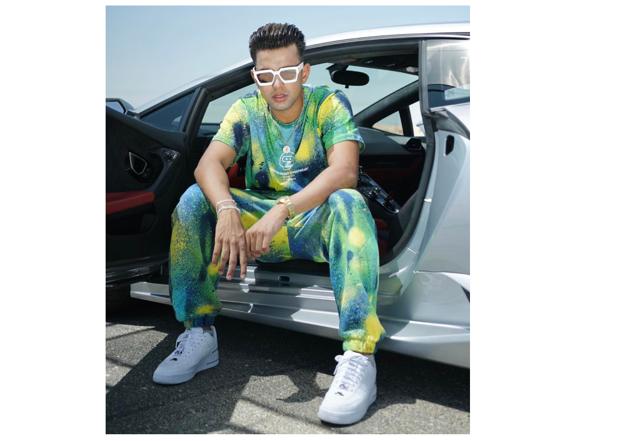 Jass Manak set to make acting debut with Punjabi film - https://cdn.connectfm.ca/manak.jpg