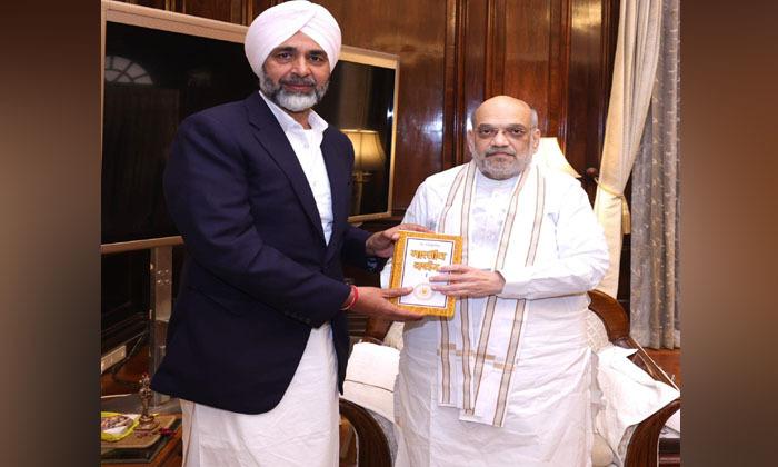 manpreet-badal-meets-amit-shah-in-delhi
