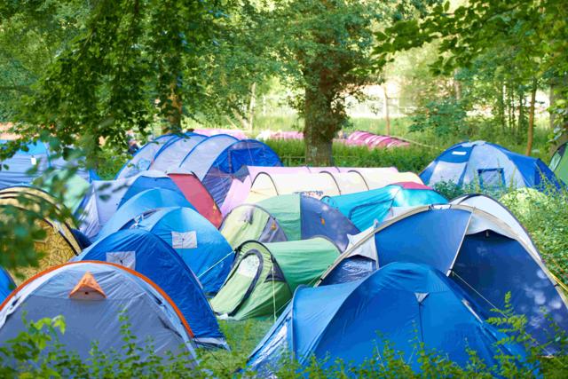McGill University says encampment at downtown campus being dismantled - https://cdn.connectfm.ca/mc-univercity.jpg